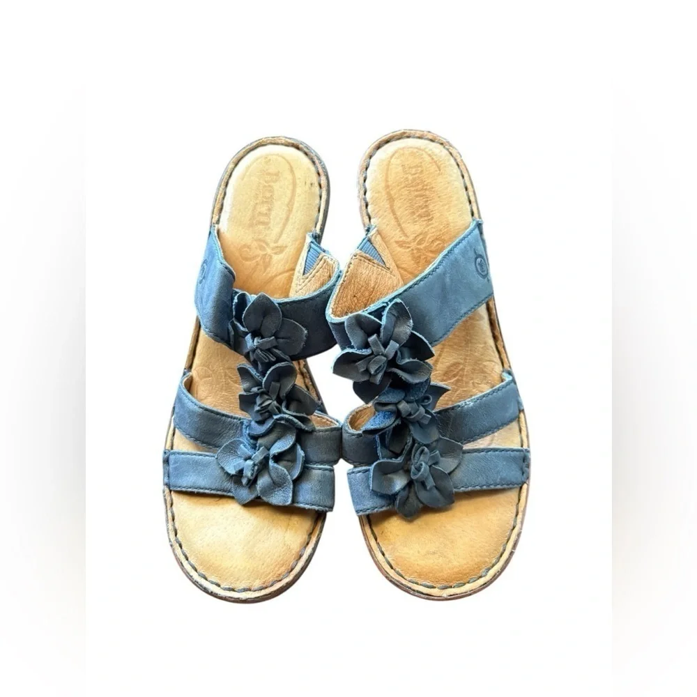 BORN Blue Floral Leather Women US 8 wood block Heels Slides Sandals preloved